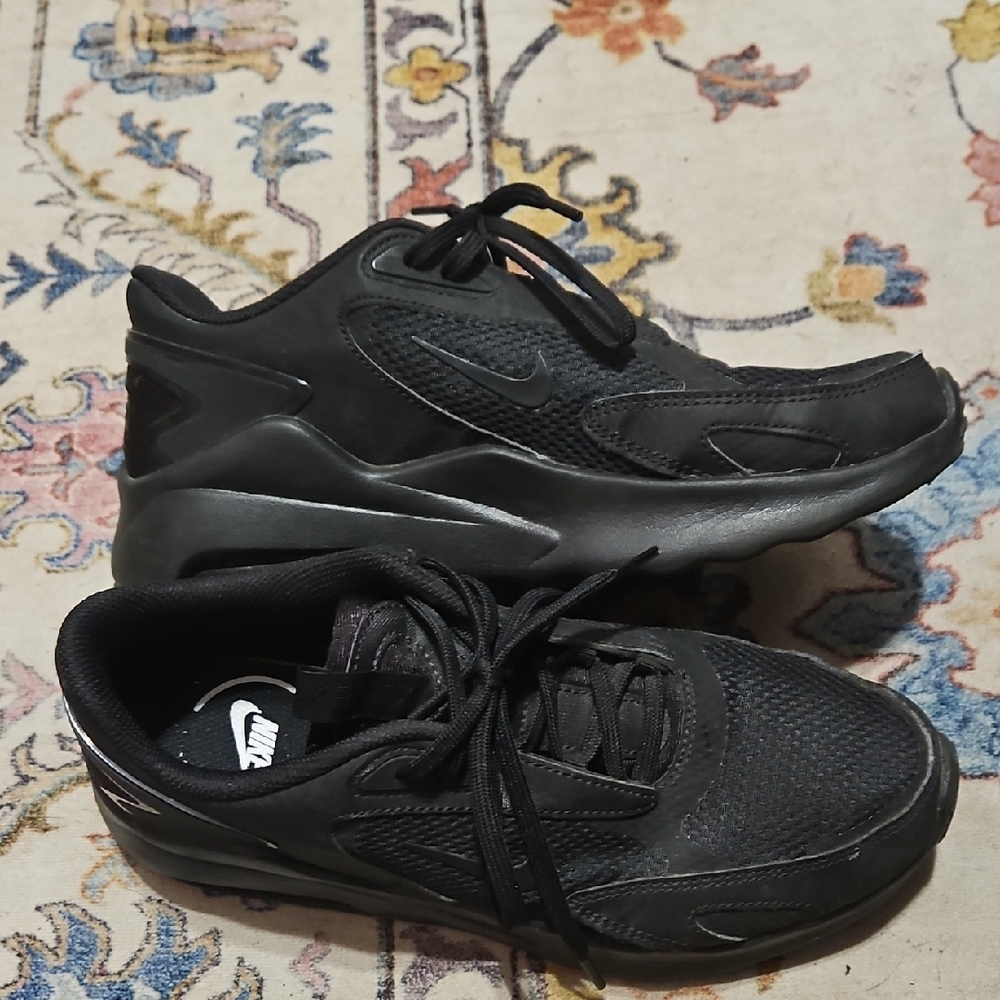 NikeAir Sneakers